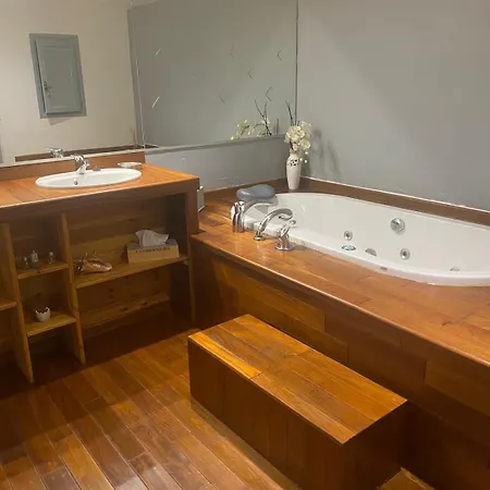 Maison Chaleureuse * Matemale